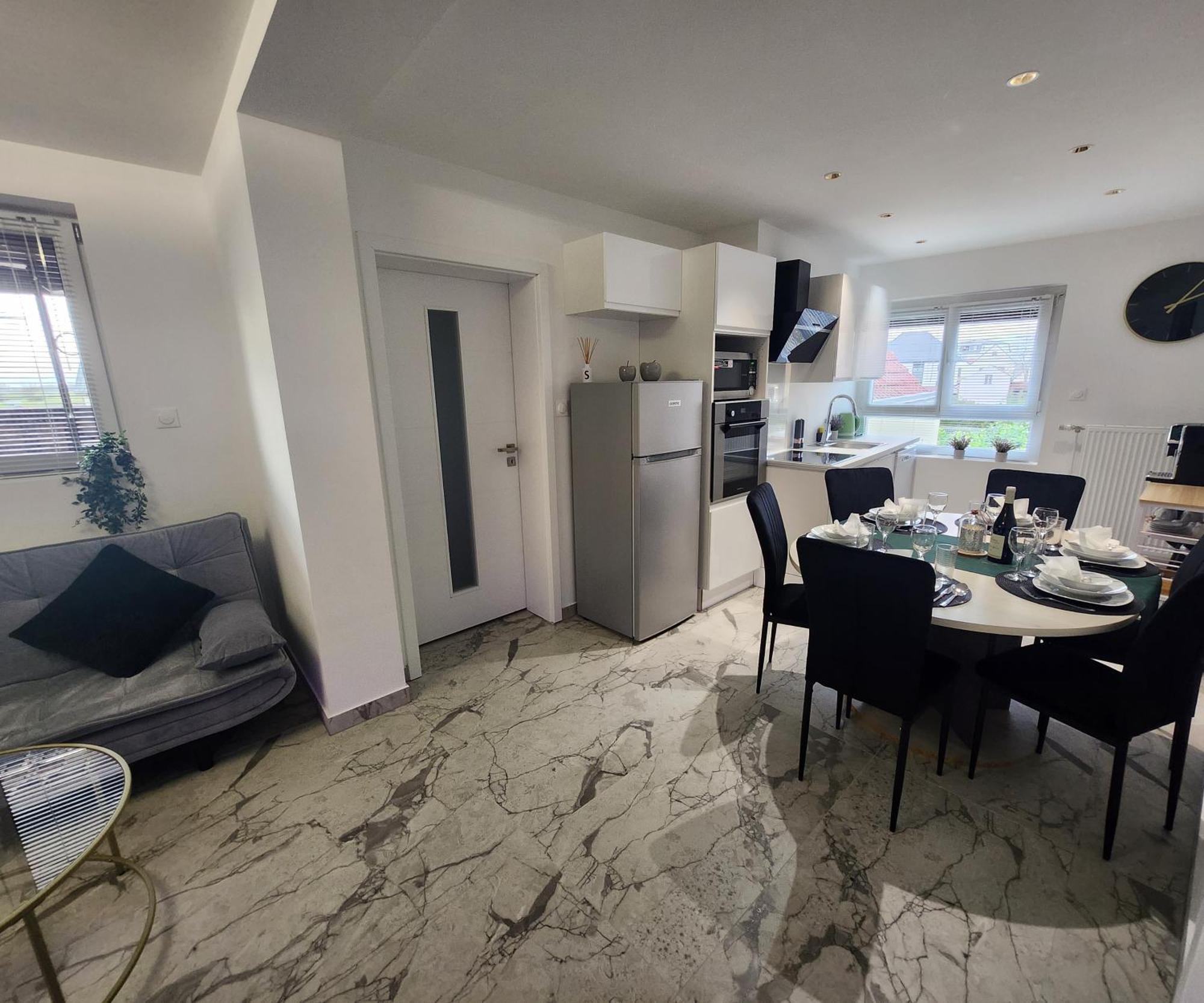 A O G Prestige Relax Max Spa Sauna Algolsheim Eksteriør bilde