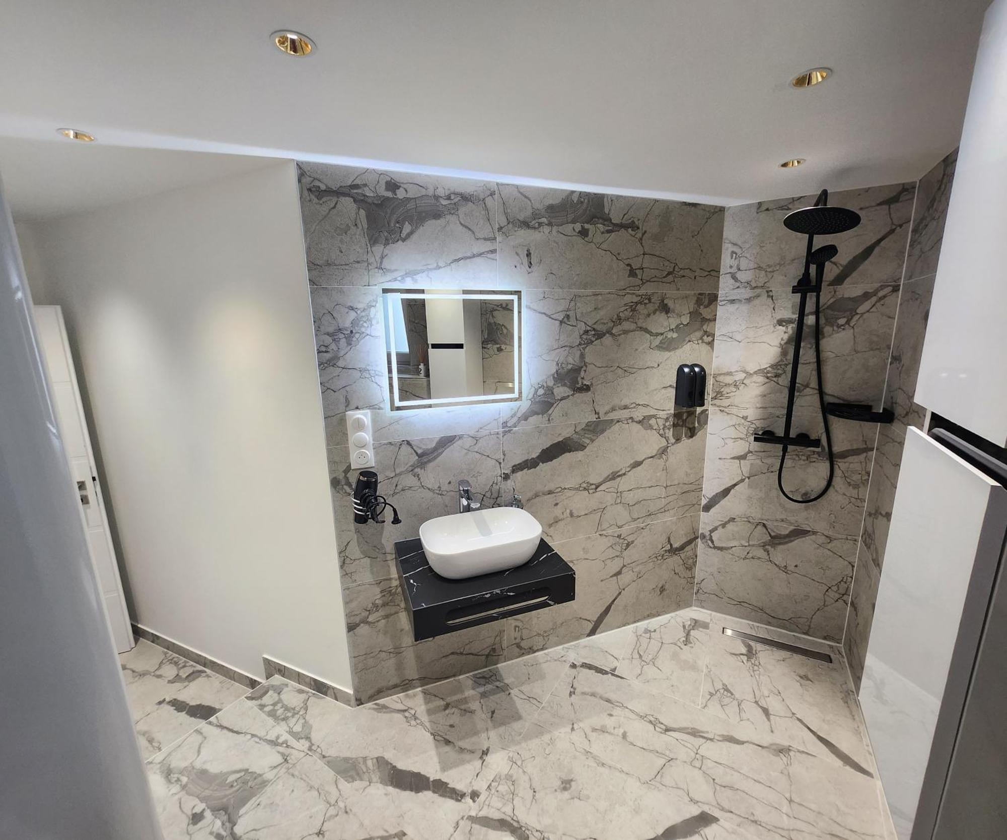 A O G Prestige Relax Max Spa Sauna Algolsheim Eksteriør bilde